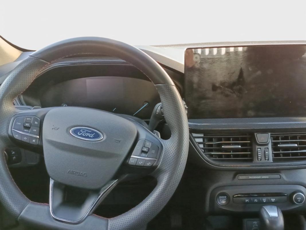 Ford Focus 1.0 Ecoboost MHEV 92kW STLine Auto