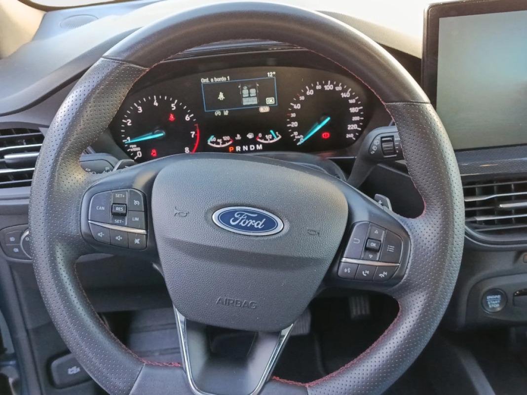 Ford Focus 1.0 Ecoboost MHEV 92kW STLine Auto