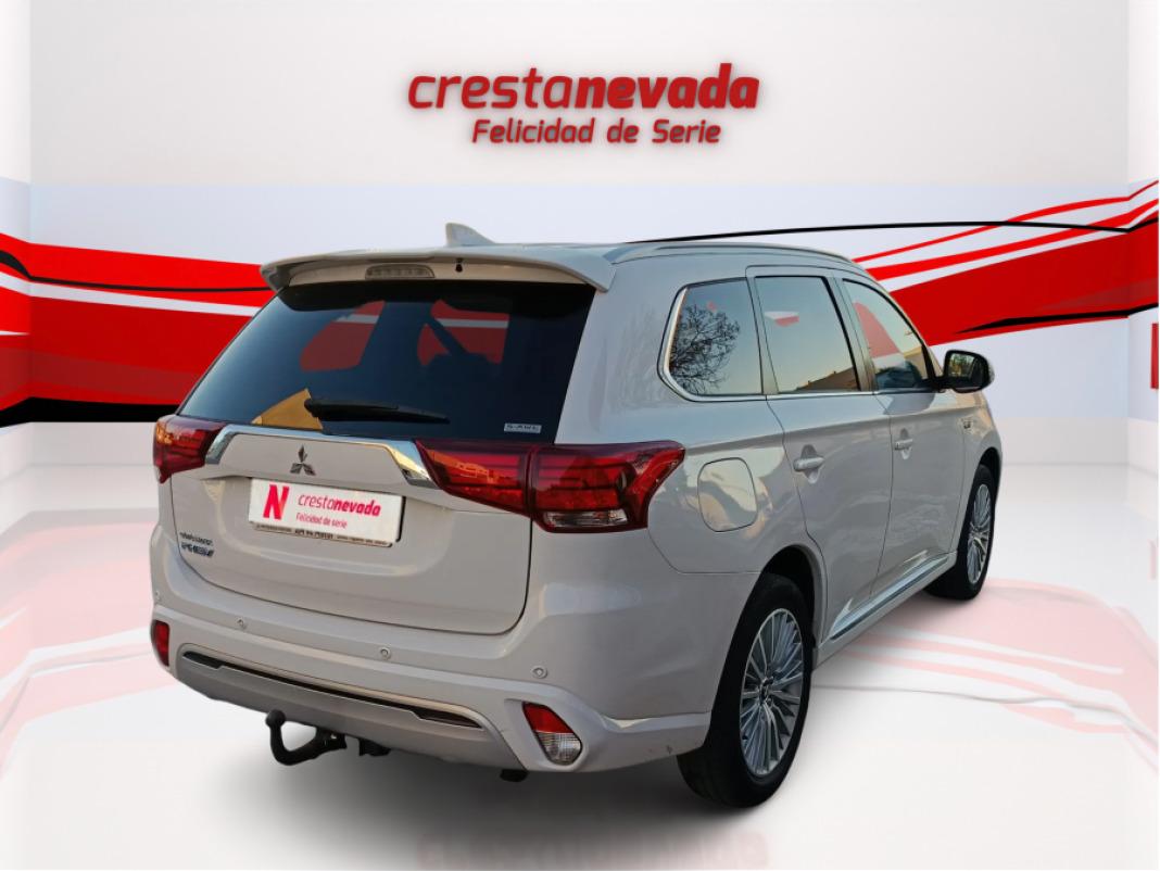 Mitsubishi Outlander 2.4 PHEV Kaiteki Auto 4WD