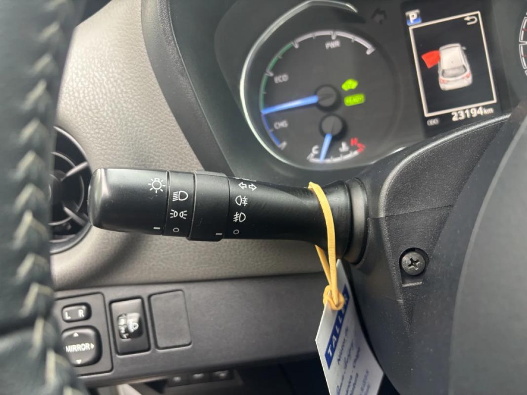 TOYOTA Yaris 1.5 100H Active Tech