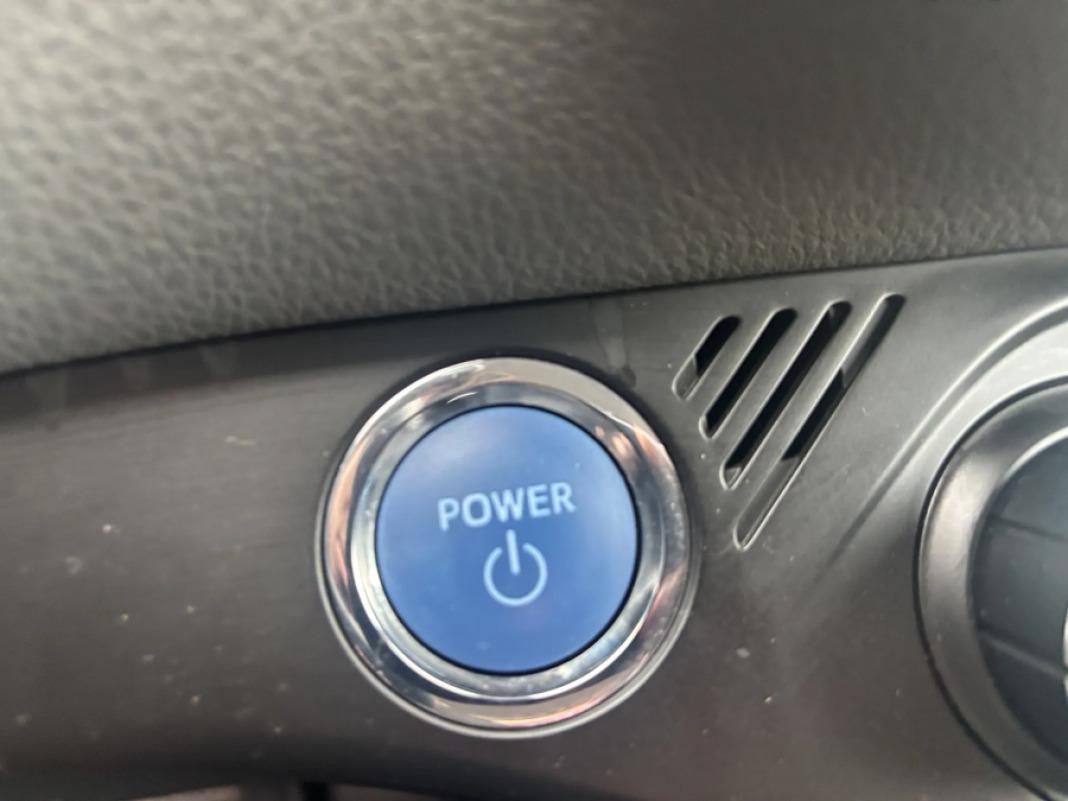 TOYOTA Yaris 1.5 100H Active Tech