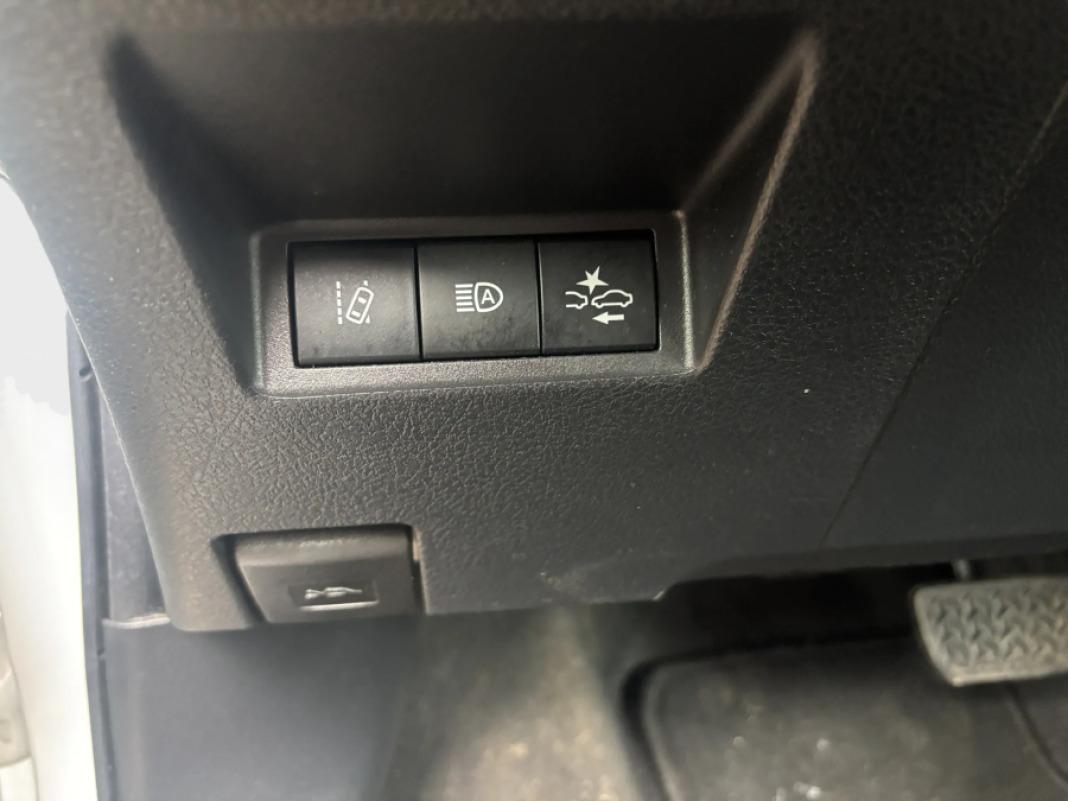 TOYOTA Yaris 1.5 100H Active Tech