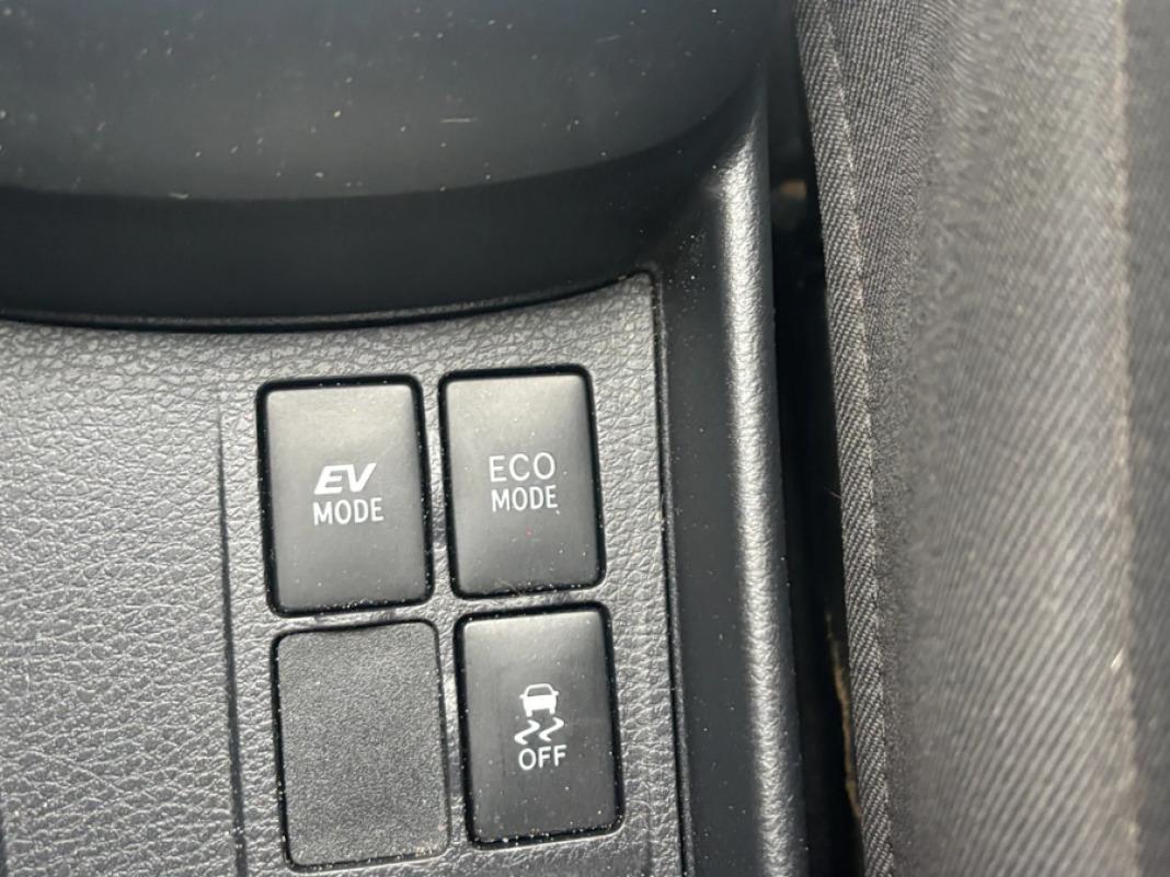 TOYOTA Yaris 1.5 100H Active Tech