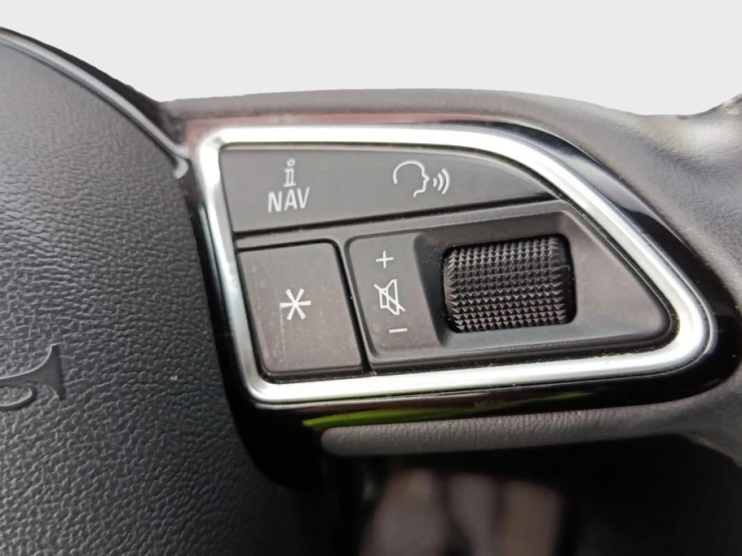 AUDI Q3 Sport edition 2.0 TDI 88kW 120CV