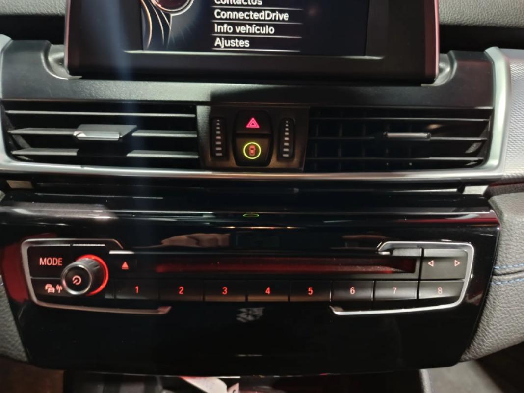 BMW Serie 2 Active Tourer 218d Business