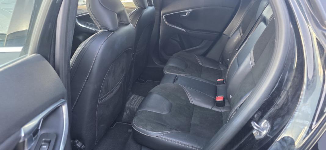 Volvo V40 Cross Country 1.5 T3 Plus Auto