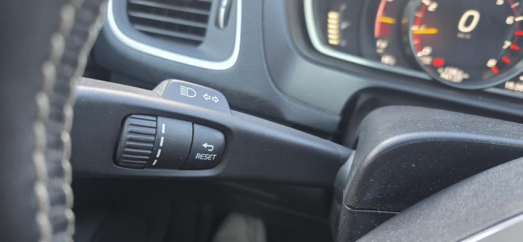 Volvo V40 Cross Country 1.5 T3 Plus Auto