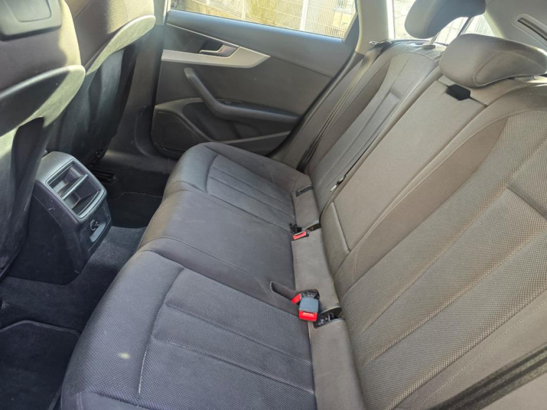 AUDI A4 Avant Advanced 35 TDI 120kW S tronic