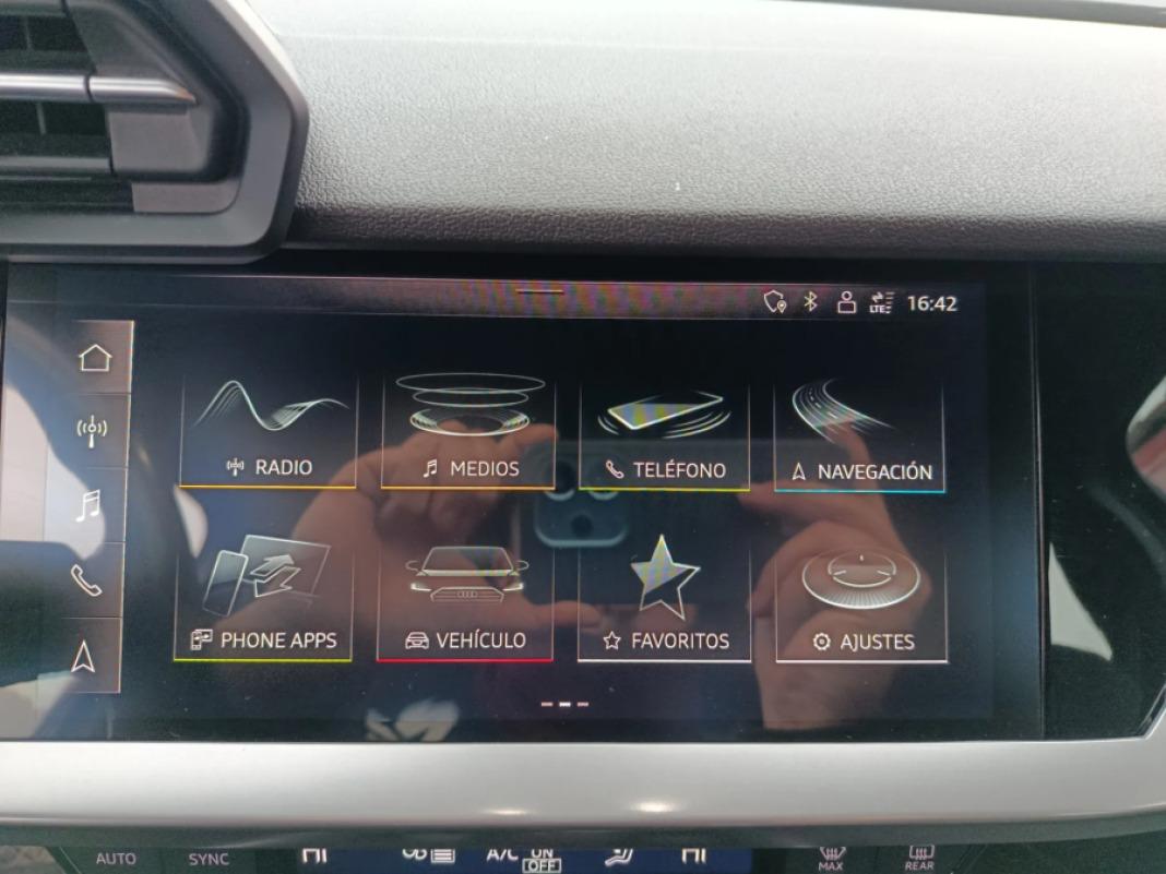 AUDI A3 Sportback Genuine 35 TDI 110kW S tronic