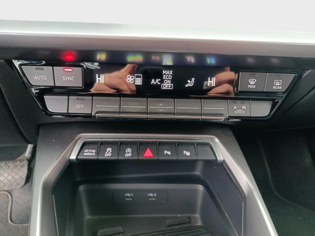 AUDI A3 Sportback Genuine 35 TDI 110kW S tronic