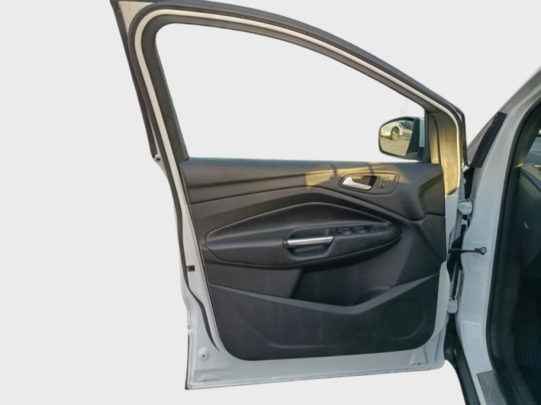 Ford Kuga 2.0 TDCi 110kW 4x4 ASS Titanium