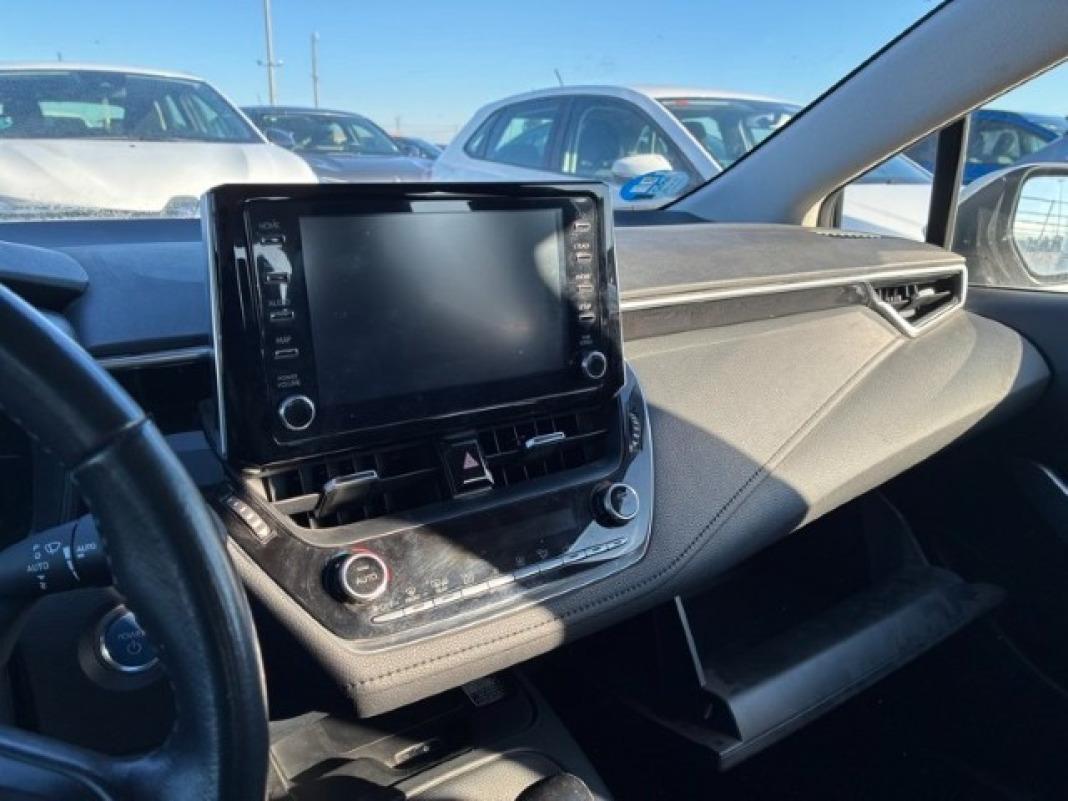 TOYOTA Corolla 1.8 125H ACTIVE TECH ECVT SEDAN