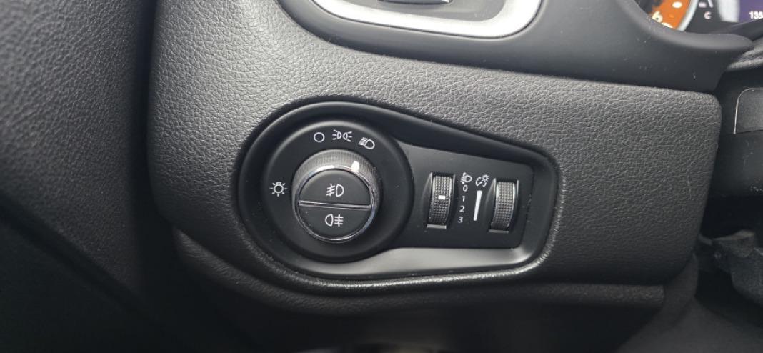 Jeep Renegade 1.6 Mjet Longitude 4x2 E6