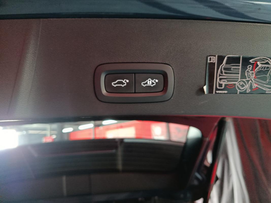 Volvo Xc40 1.5 T5 Twin Recharge RDesign Auto