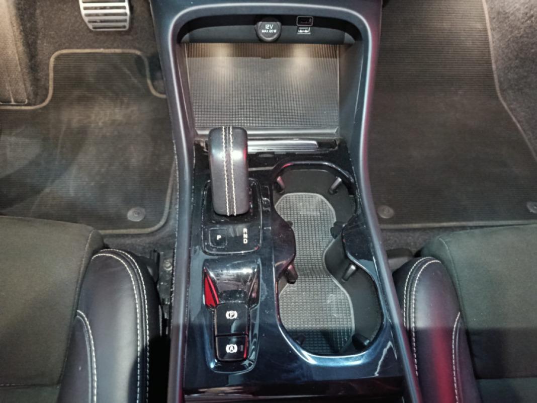 Volvo Xc40 1.5 T5 Twin Recharge RDesign Auto