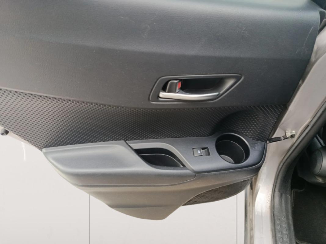 TOYOTA C-hr 1.8 125H Advance