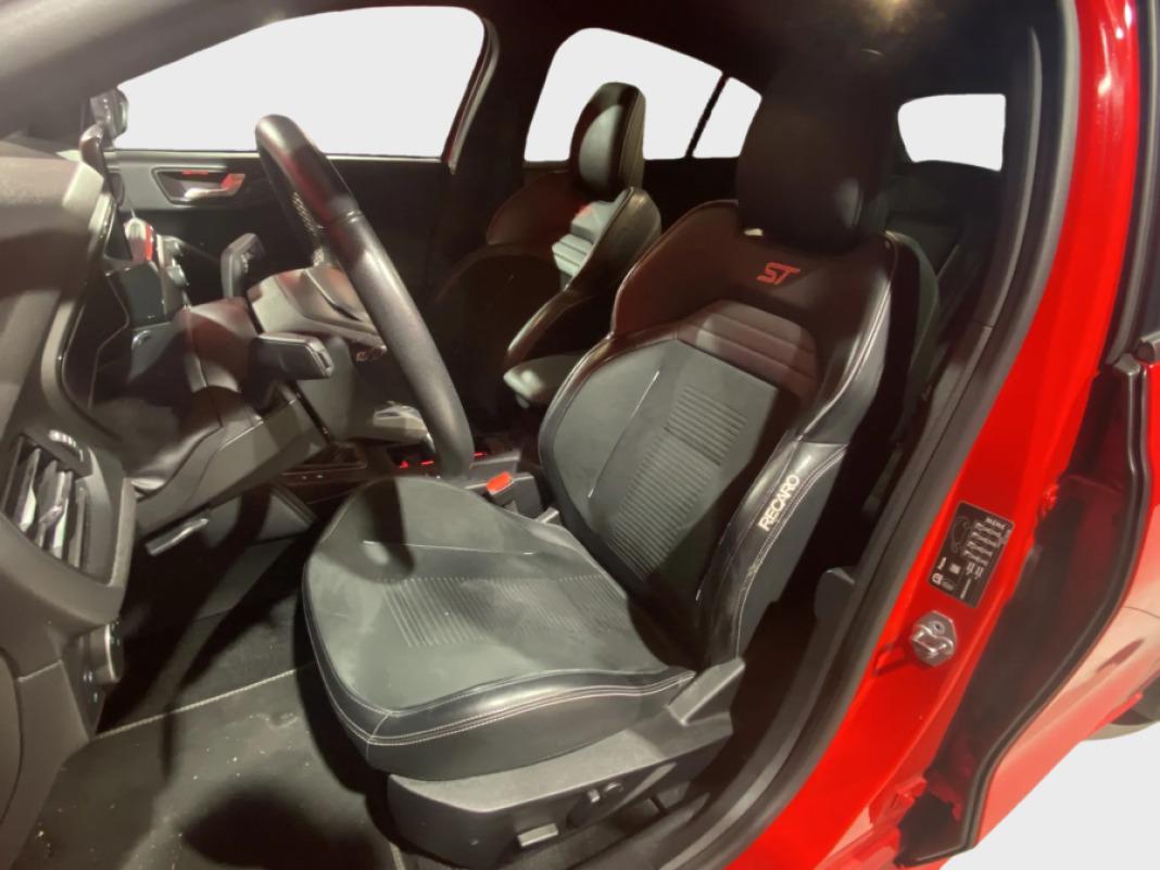 Ford Focus 2.3 Ecoboost 206kW ST 3