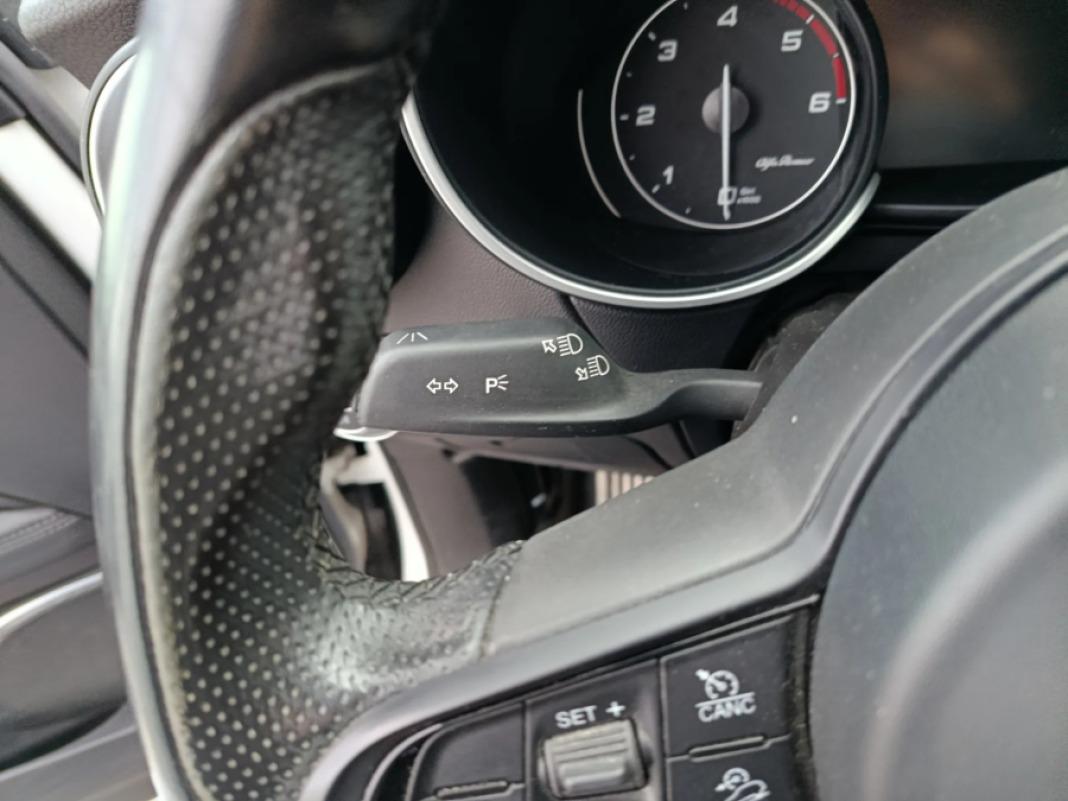 Alfa romeo Stelvio 2.2 Diesel 140kW 190CV Sprint RWD2.2 Diesel 140kW 190CV Spri