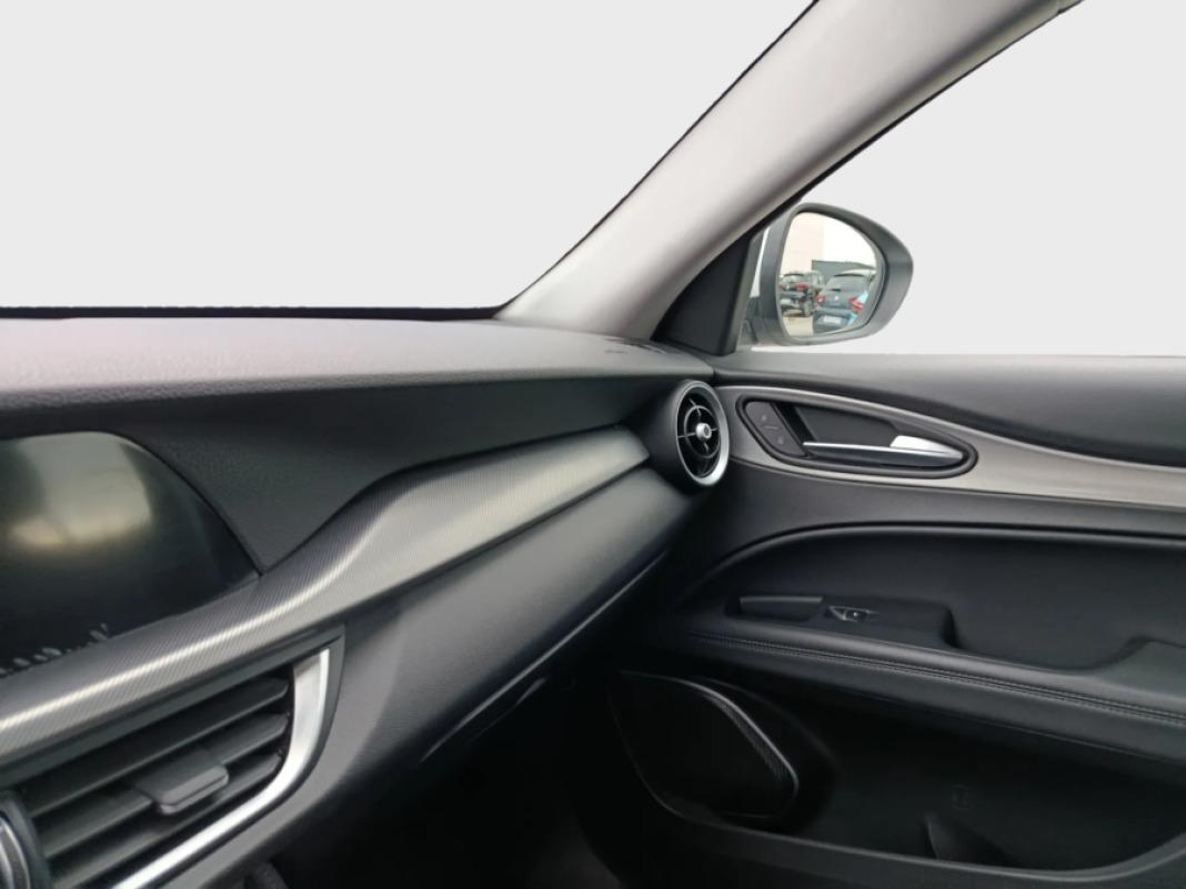 Alfa romeo Stelvio 2.2 Diesel 140kW 190CV Sprint RWD2.2 Diesel 140kW 190CV Spri