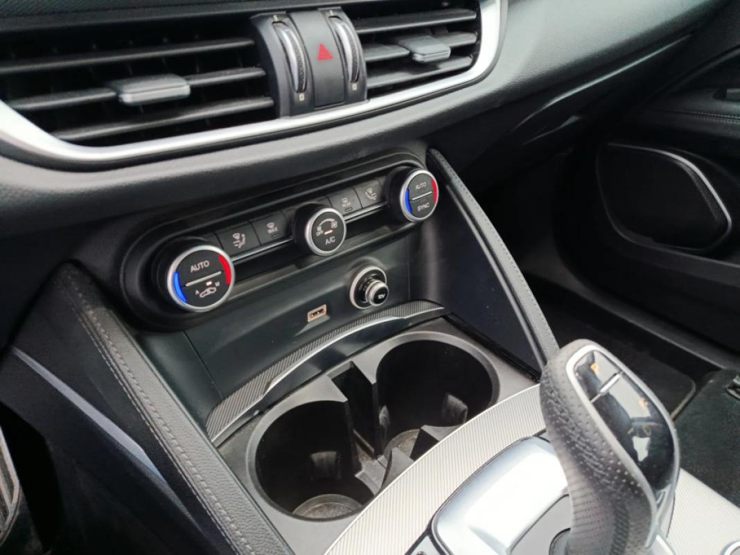 Alfa romeo Stelvio 2.2 Diesel 140kW 190CV Sprint RWD2.2 Diesel 140kW 190CV Spri