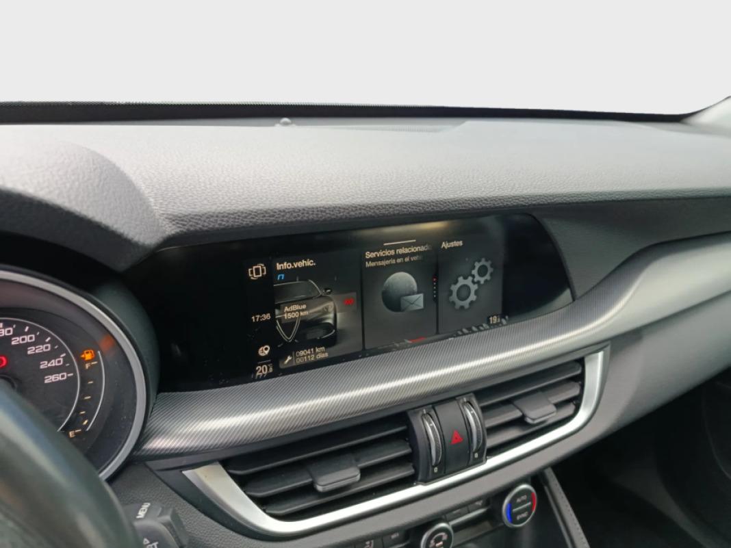 Alfa romeo Stelvio 2.2 Diesel 140kW 190CV Sprint RWD2.2 Diesel 140kW 190CV Spri