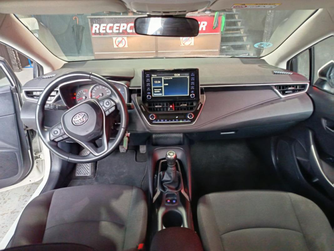 TOYOTA Corolla Sedán active tech 125CV