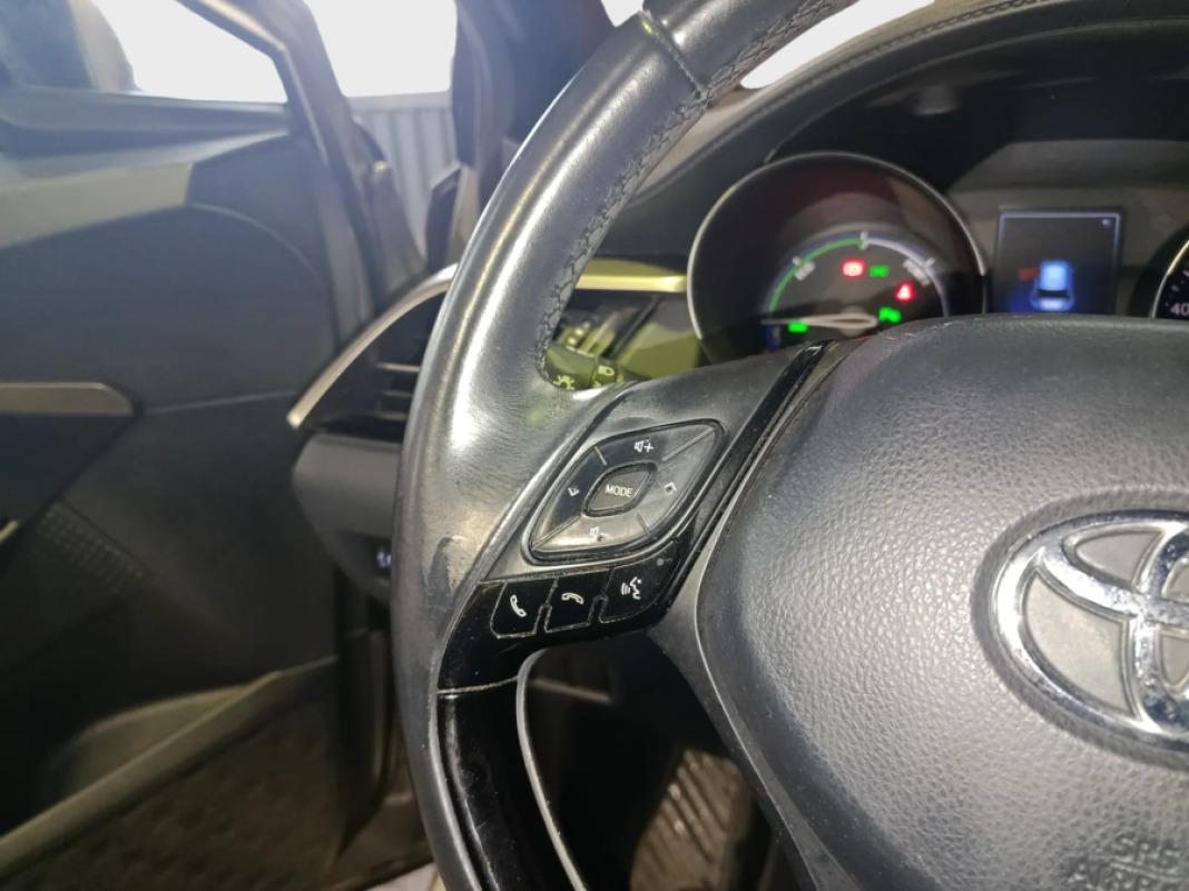 TOYOTA C-hr 1.8 125H Advance