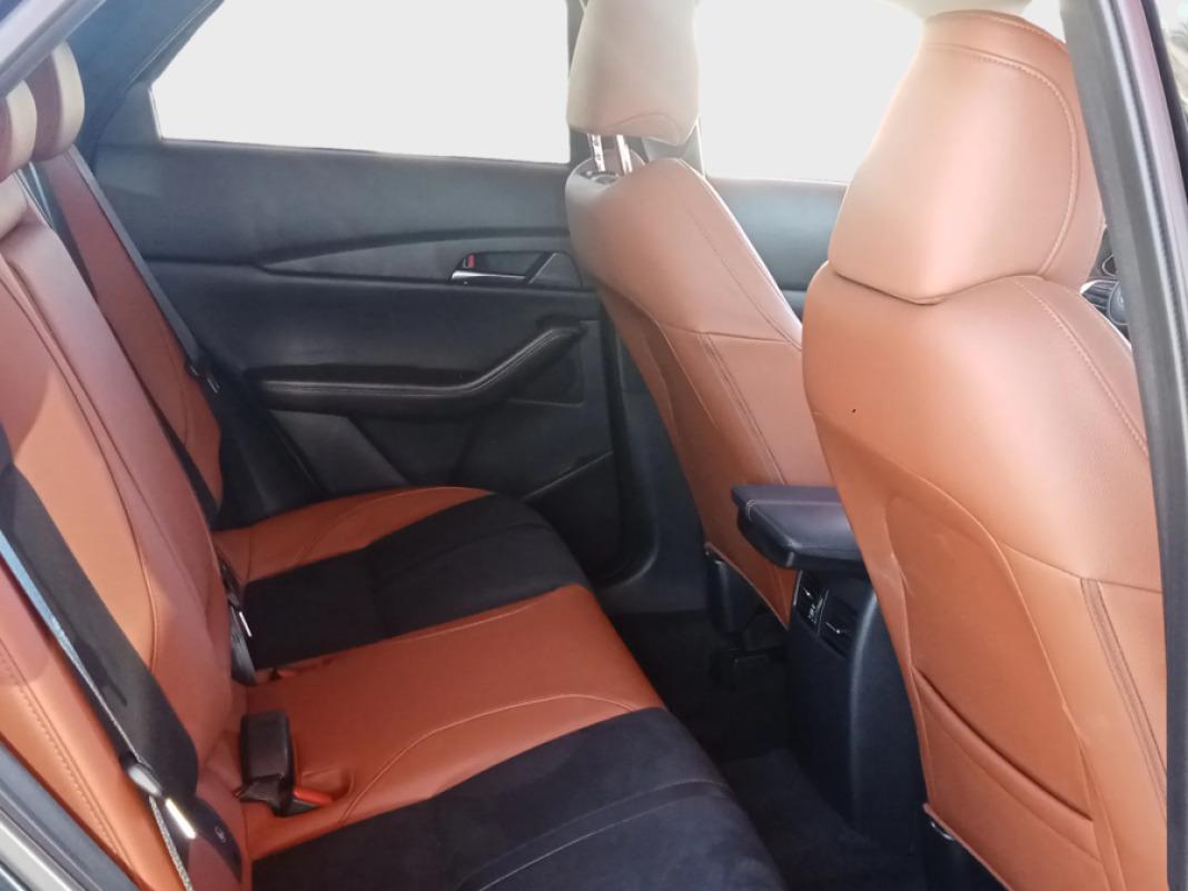 Mazda Cx-30 eSKYACTIV G MHEV Takumi