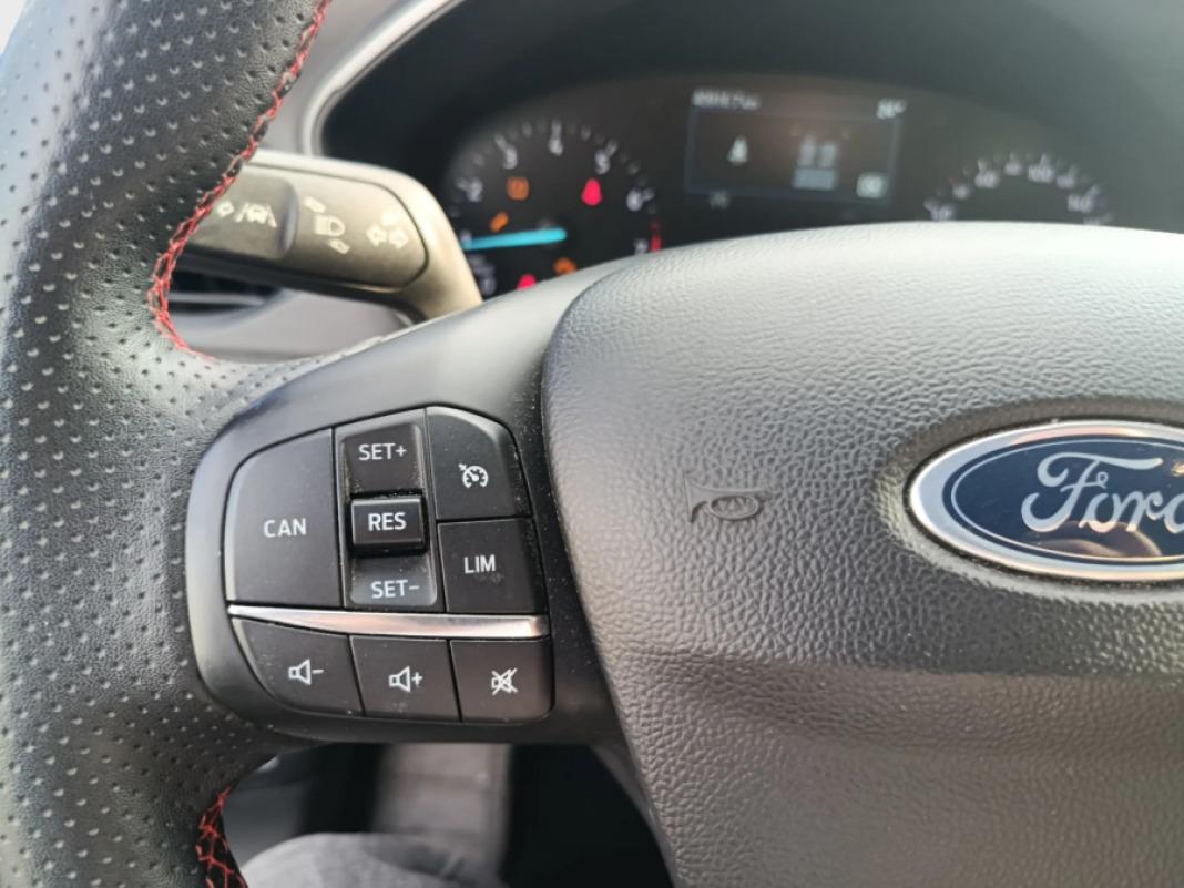 Ford Focus 1.0 Ecoboost MHEV 92kW STLine Style SIP
