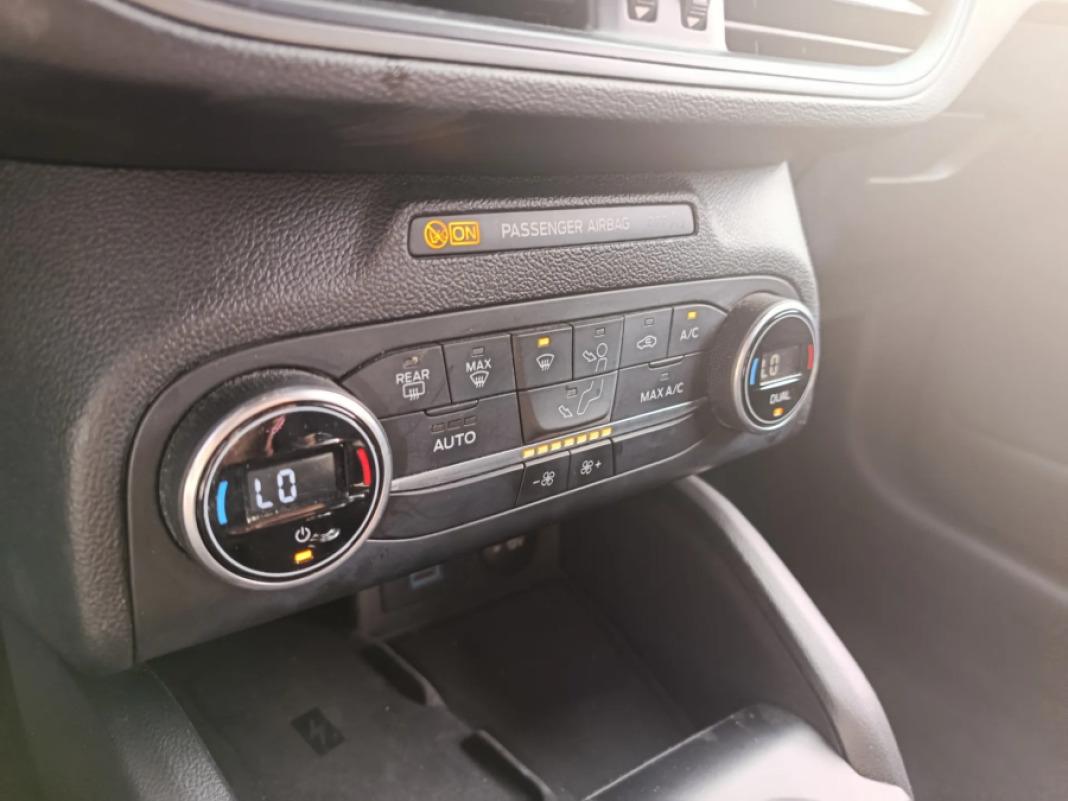 Ford Focus 1.0 Ecoboost MHEV 92kW STLine Style SIP
