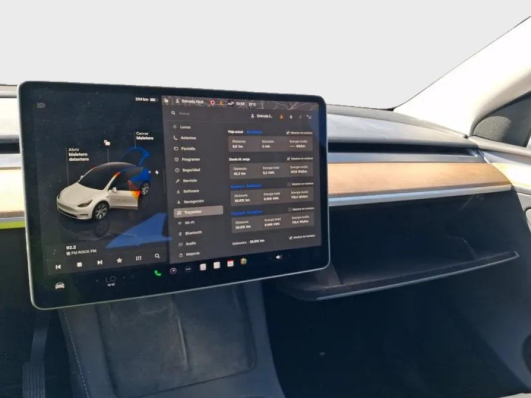 tesla Model Y Gran Autonomia 4WD