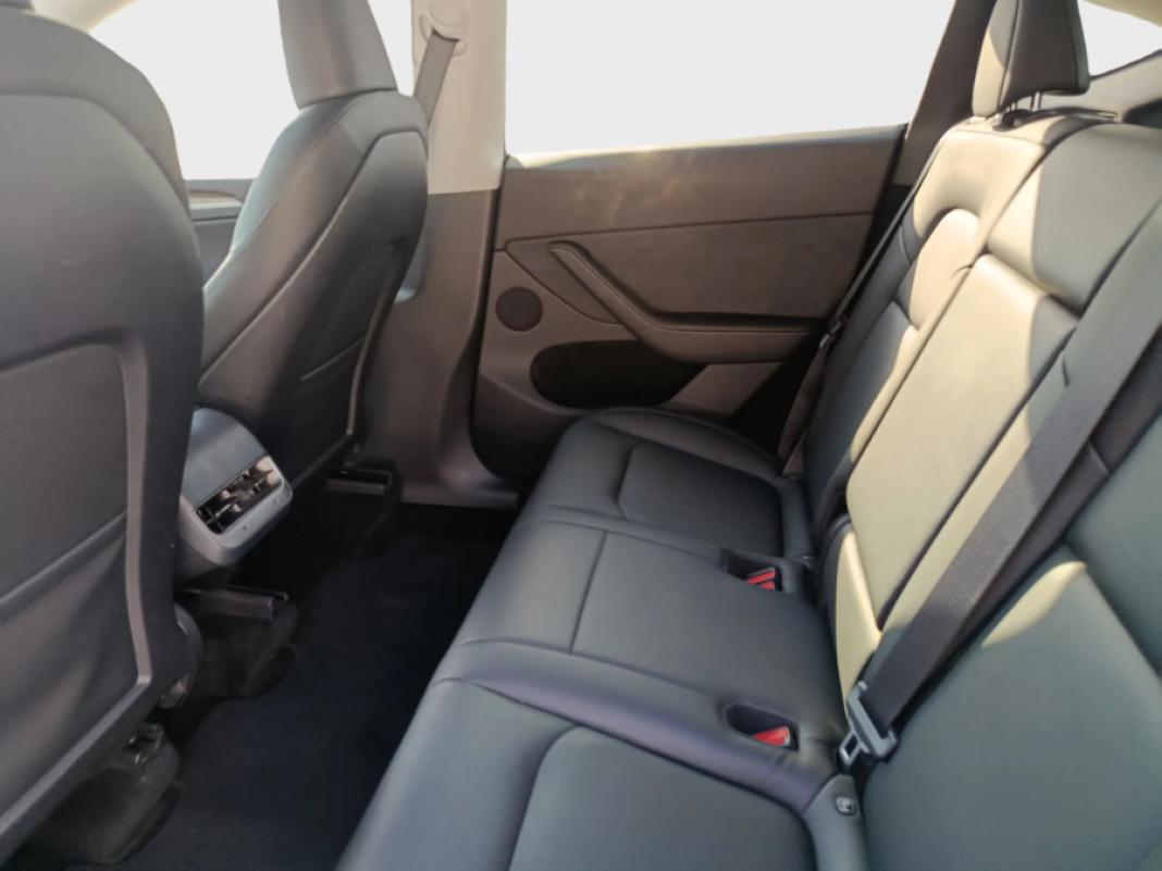 tesla Model Y Gran Autonomia 4WD