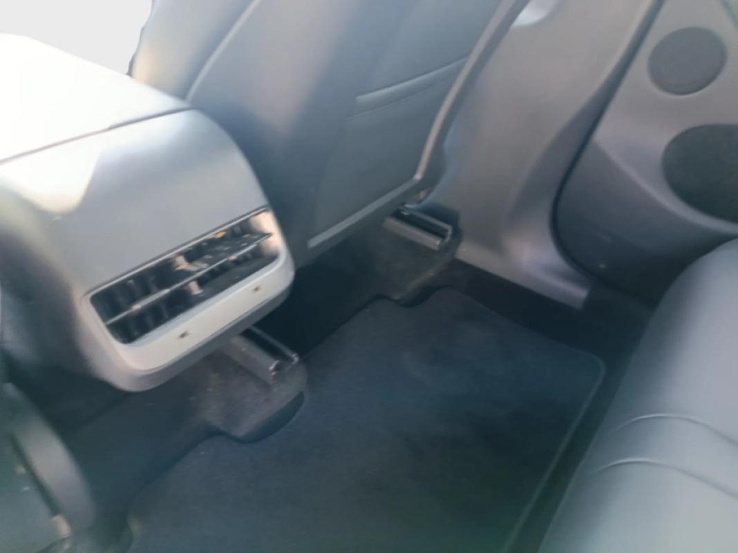 tesla Model Y Gran Autonomia 4WD