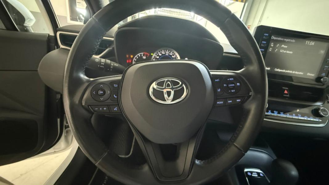TOYOTA Corolla 1.8 125H BUSINESS ECVT