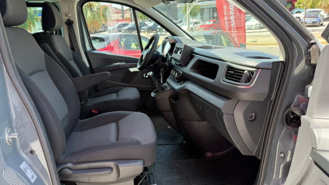 Renault Trafic 2.0 dci Equilibre 150cv 8pl