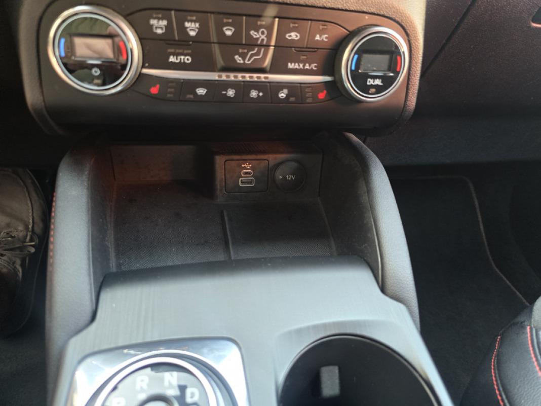 Ford Kuga STLine X 2.5 Duratec FHEV Auto