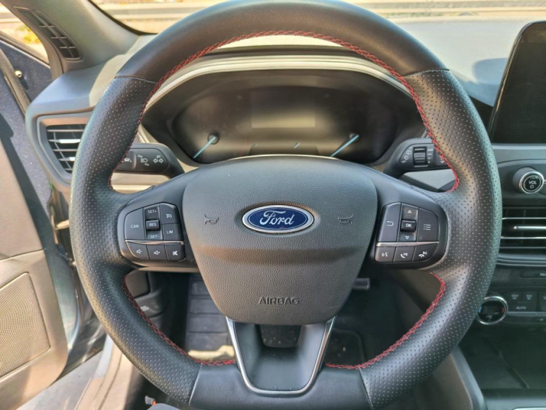 Ford Focus 1.0 Ecoboost MHEV 92kW STLine