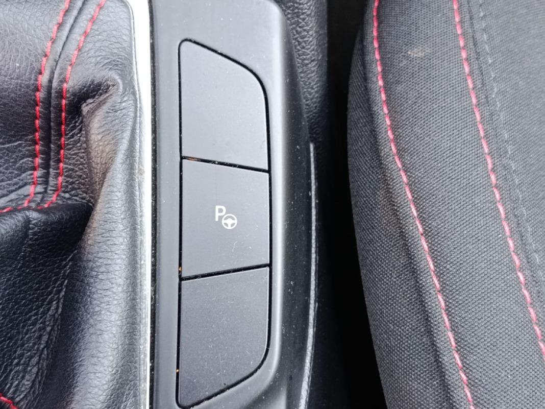 Ford Focus 1.0 Ecoboost MHEV 92kW STLine