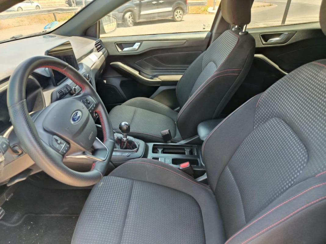 Ford Focus 1.0 Ecoboost MHEV 92kW STLine