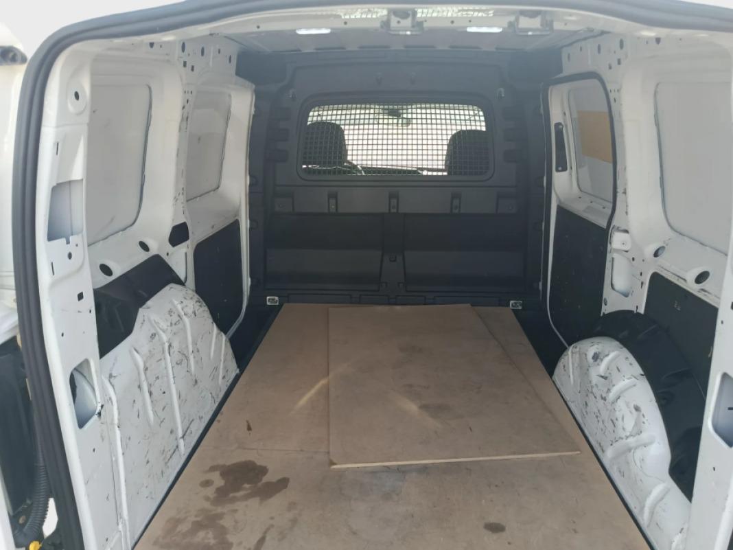 Volkswagen Caddy Profesional Furgon 2.0 TDI 55kW BMT
