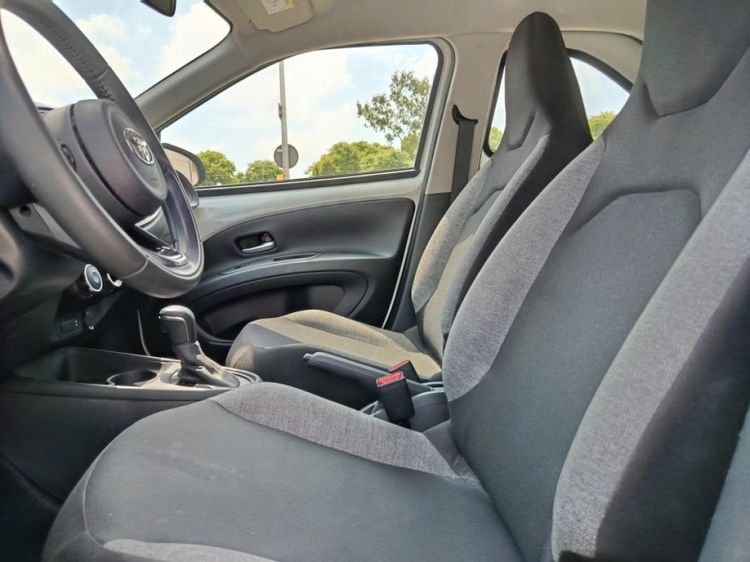 TOYOTA Aygo X Cross 1.0 VVTI 72CV Play
