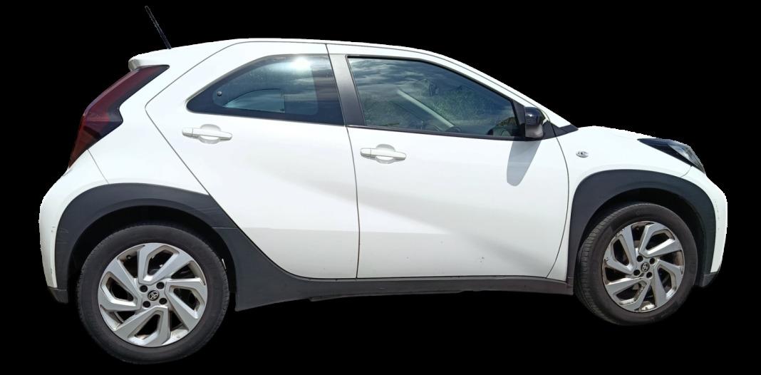 TOYOTA Aygo X Cross 1.0 VVTI 72CV Play