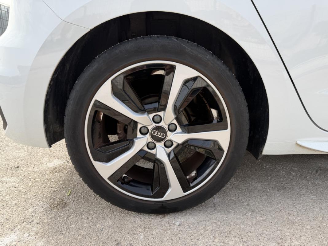 AUDI A1 Sportback Adrenalin 30 TFSI 81kW S tron