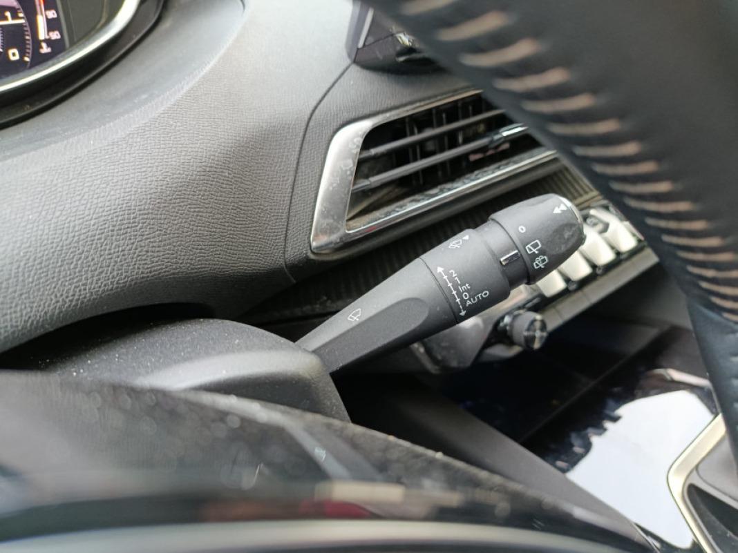 Peugeot 3008 1.2 PureTech 96KW SS Allure Pack