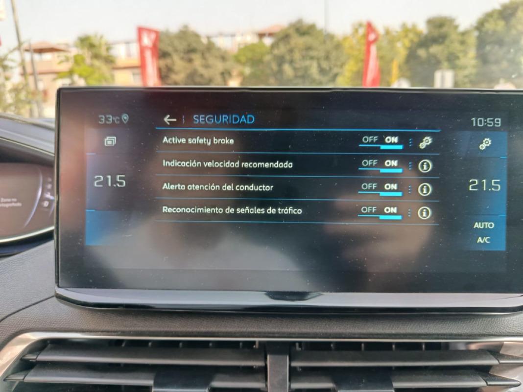Peugeot 3008 1.2 PureTech 96KW SS Allure Pack