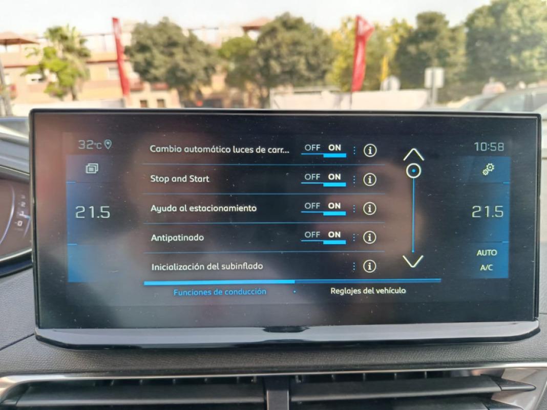 Peugeot 3008 1.2 PureTech 96KW SS Allure Pack