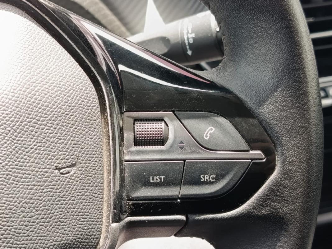 Peugeot 208 PureTech 73kW 100CV Active Pack