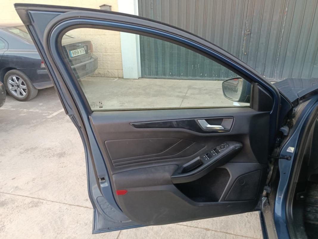 Ford Focus 1.0 Ecoboost MHEV 92kW STLine