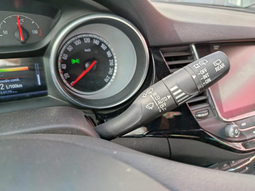 Opel Astra 1.6 Turbo SS GSi Line