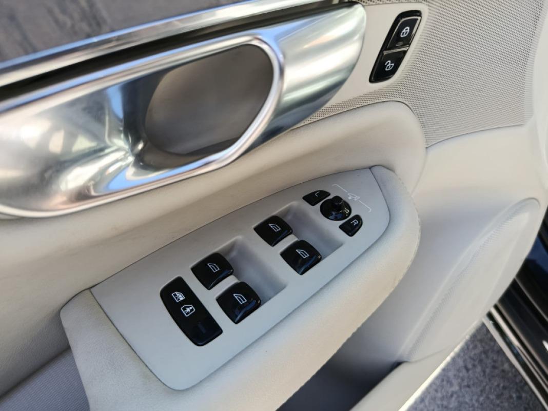 Volvo Xc90 2.0 T8 AWD Core Recharge Auto